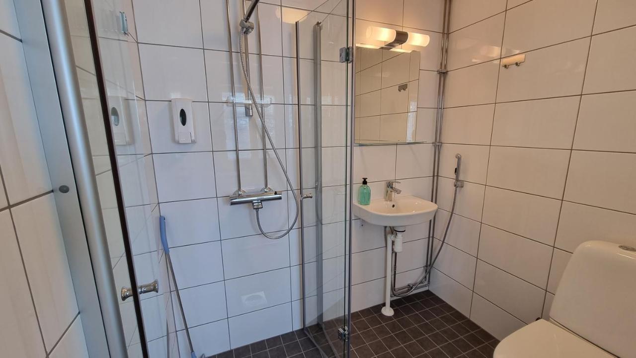 Gasthaus Vanha-Merivartioasema コトカ エクステリア 写真